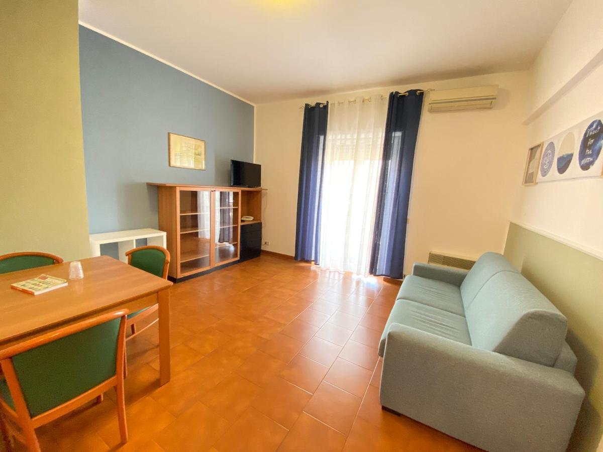 Residence Hotel Valery มอนเตโรตอนโด ภายนอก รูปภาพ